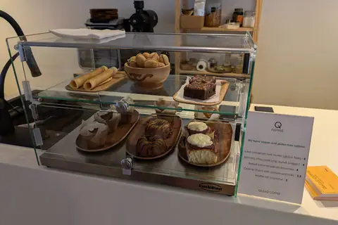Patisserie Mark Bennett photo 4